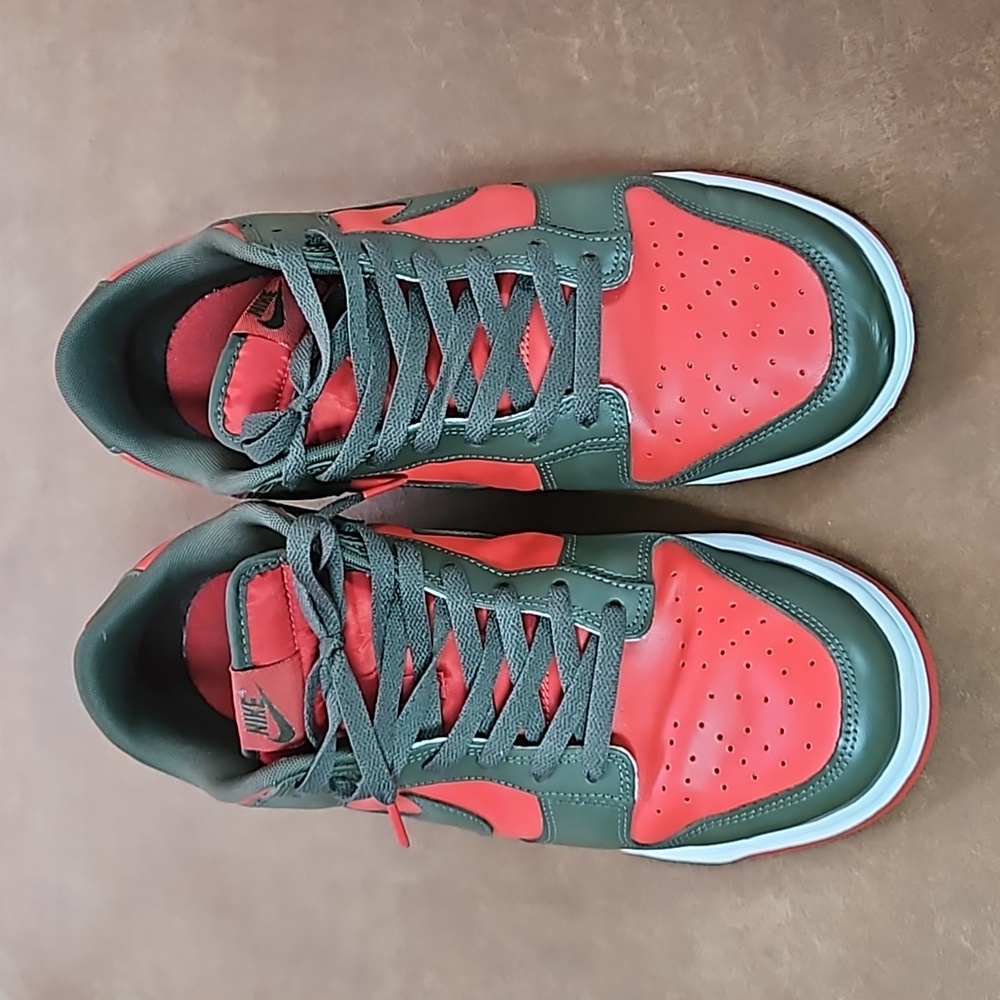 Nike Dunk Low Mystic Red Cargo Khaki